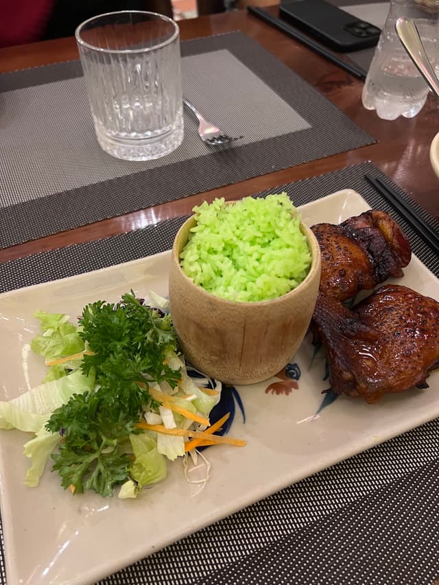 Pandan Leaf Saigon Restaurant & Rooftop Bar gallery 3